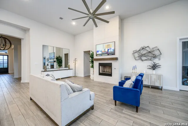 1306 DECANTER DR New Braunfels, TX 78132
