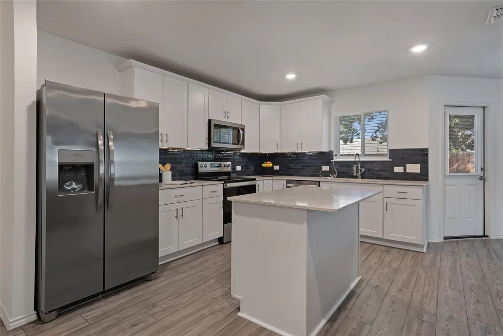2213 Village Creek Lane Denton, TX 76208