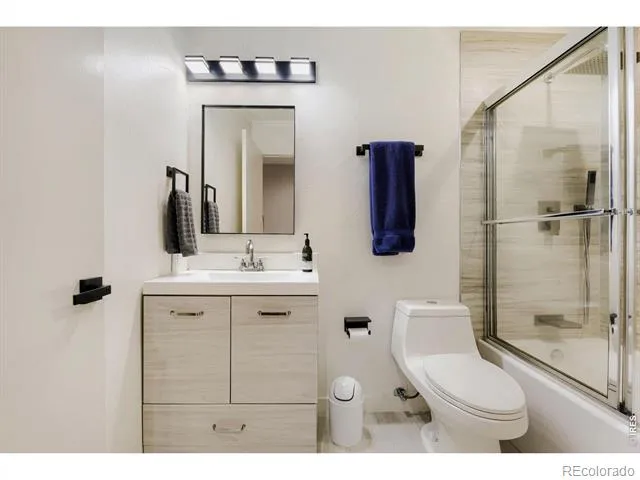 6556 S Adams Court Centennial, CO 80121