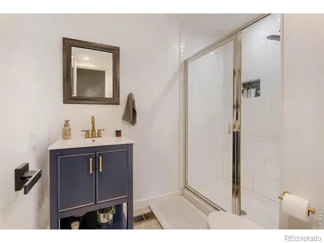 6556 S Adams Court Centennial, CO 80121