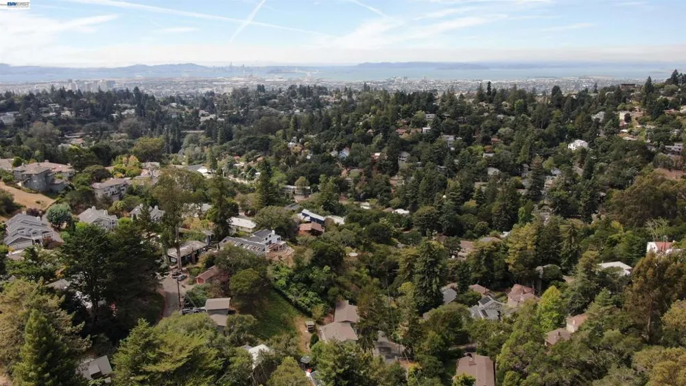 Gouldin Rd Oakland, CA 94611