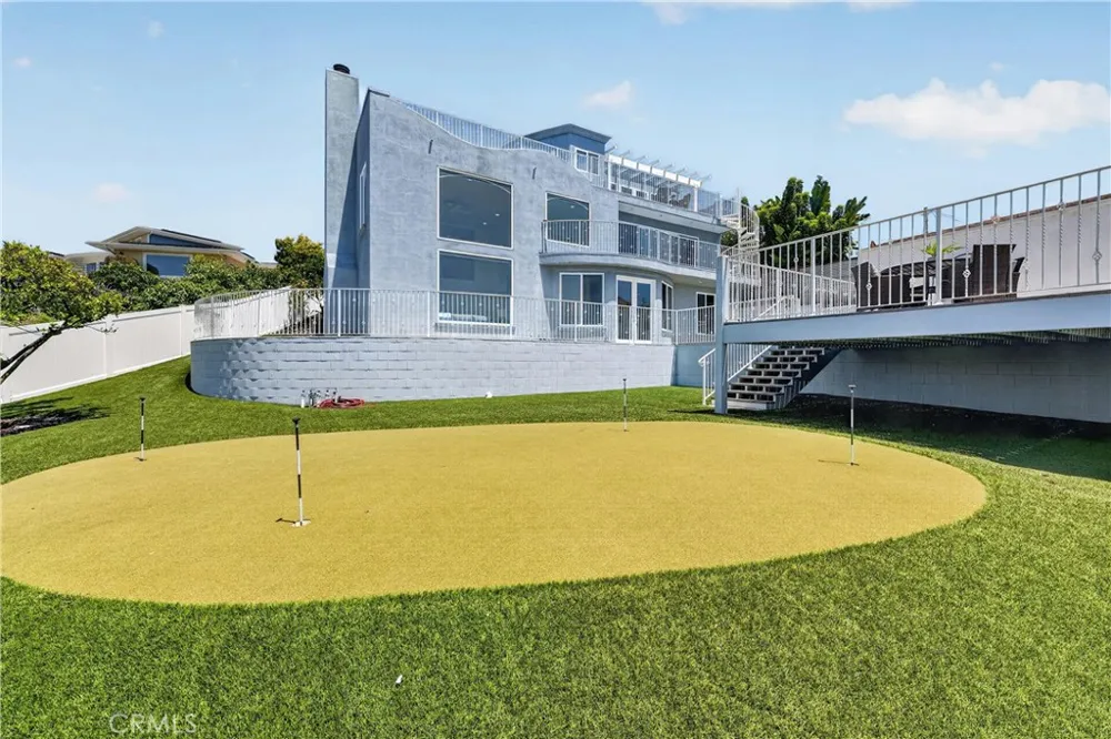 111 Revuelta Court San Clemente, CA 92672