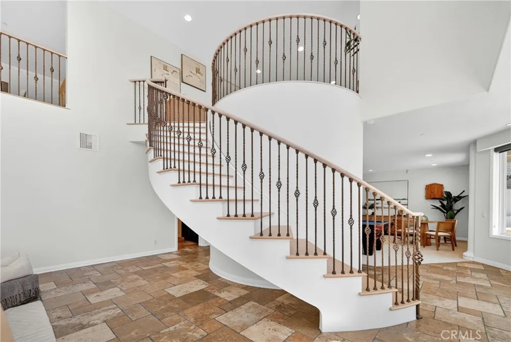 111 Revuelta Court San Clemente, CA 92672
