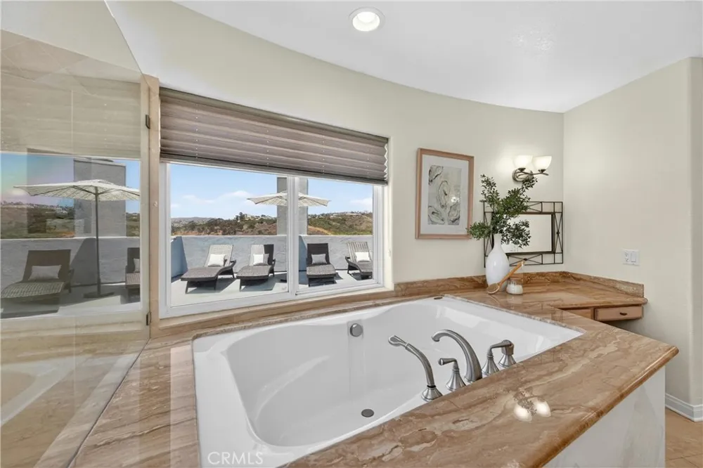 111 Revuelta Court San Clemente, CA 92672