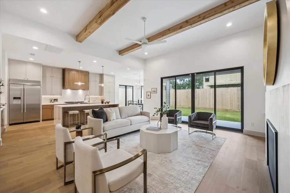7302 Raton Street Houston, TX 77055