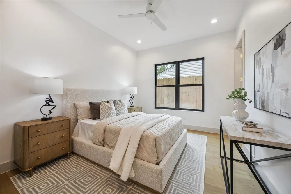 7302 Raton Street Houston, TX 77055