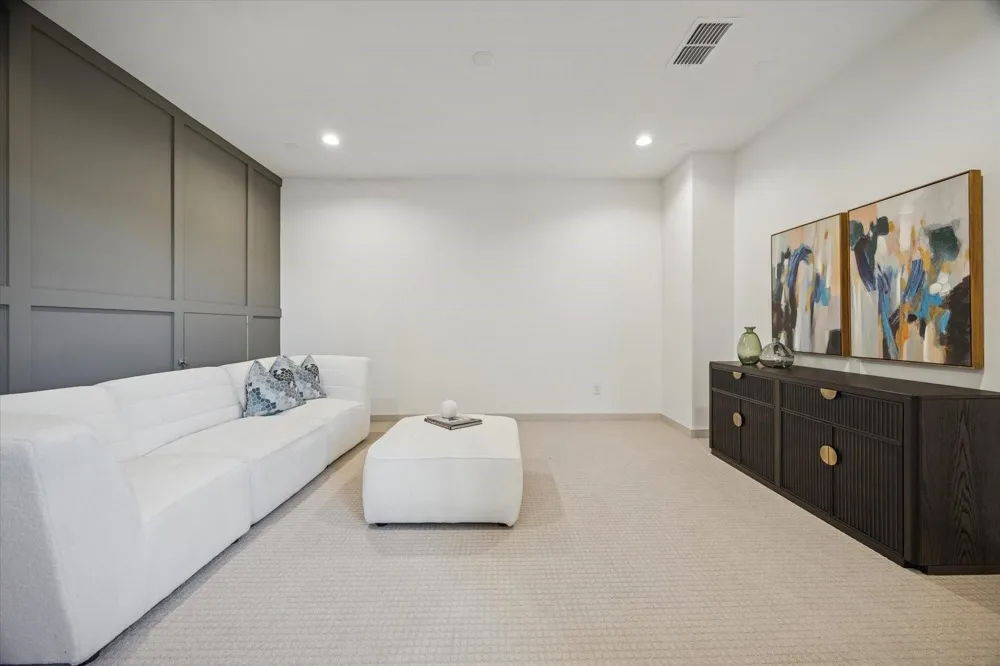 7302 Raton Street Houston, TX 77055