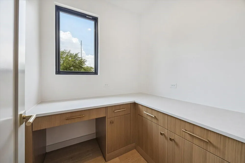 7302 Raton Street Houston, TX 77055