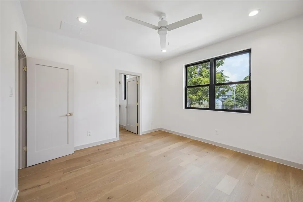 7302 Raton Street Houston, TX 77055
