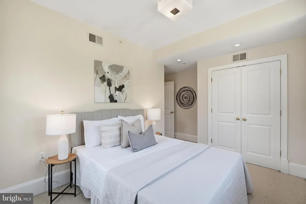 1465 COLUMBIA ROAD NW #203 Washington, DC 20009
