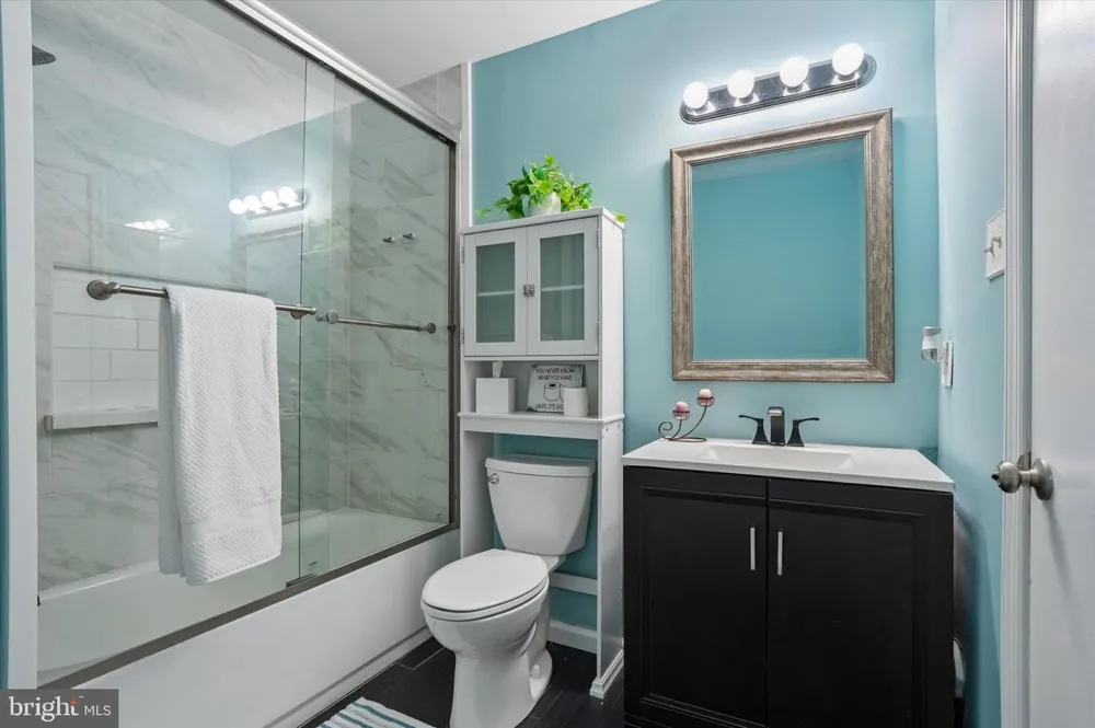 455 BROWN BRIAR CIRCLE Horsham, PA 19044