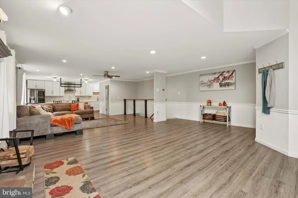 455 BROWN BRIAR CIRCLE Horsham, PA 19044
