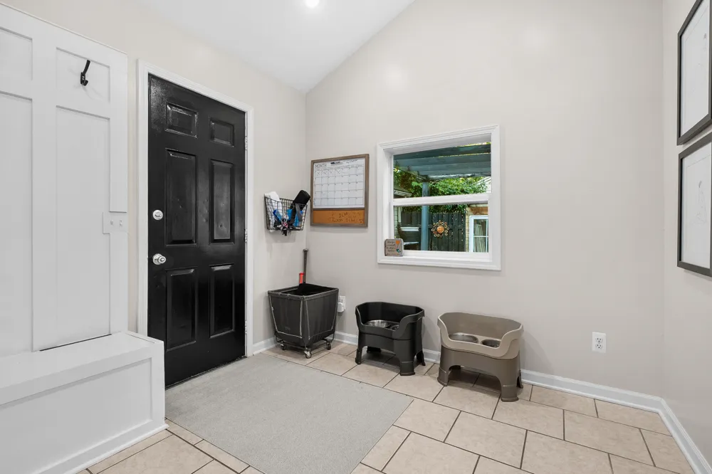 1719 Alamo Avenue Kalamazoo, MI 49006