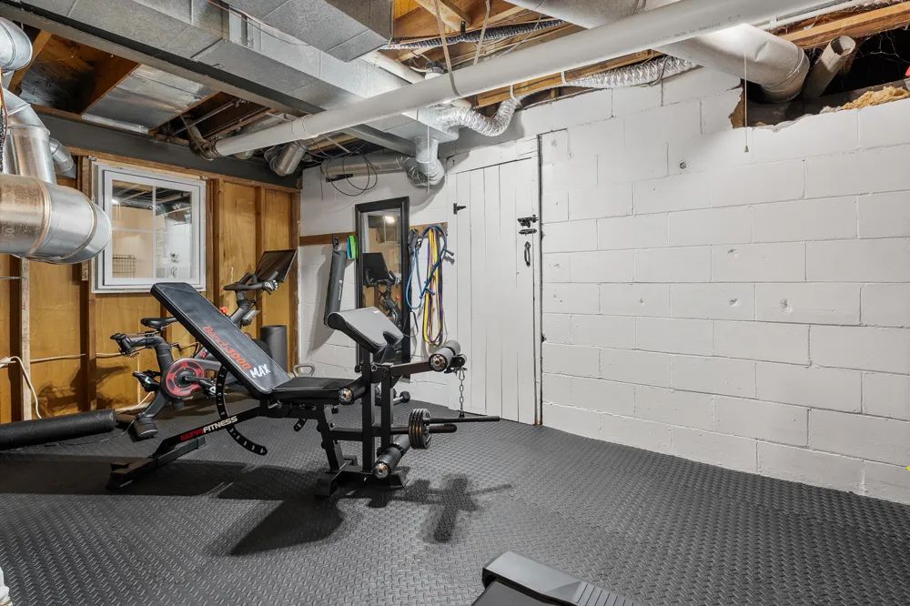 1719 Alamo Avenue Kalamazoo, MI 49006