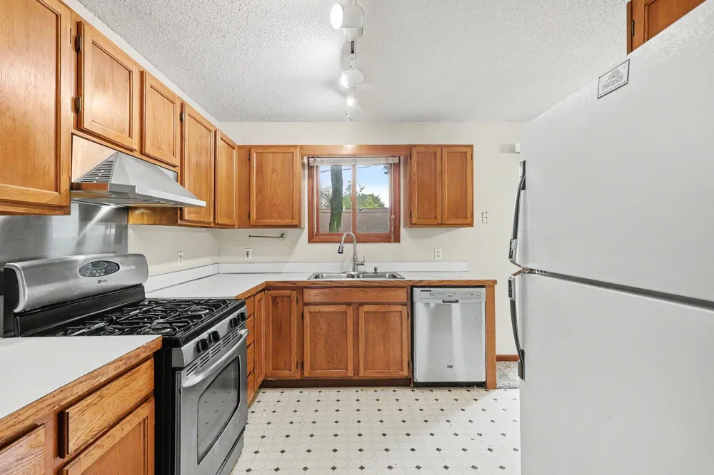 3320 Germaine Road #1 Muskegon, MI 49441