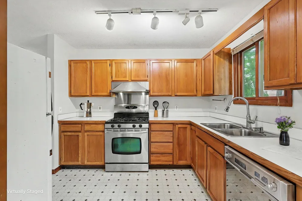 3320 Germaine Road #1 Muskegon, MI 49441