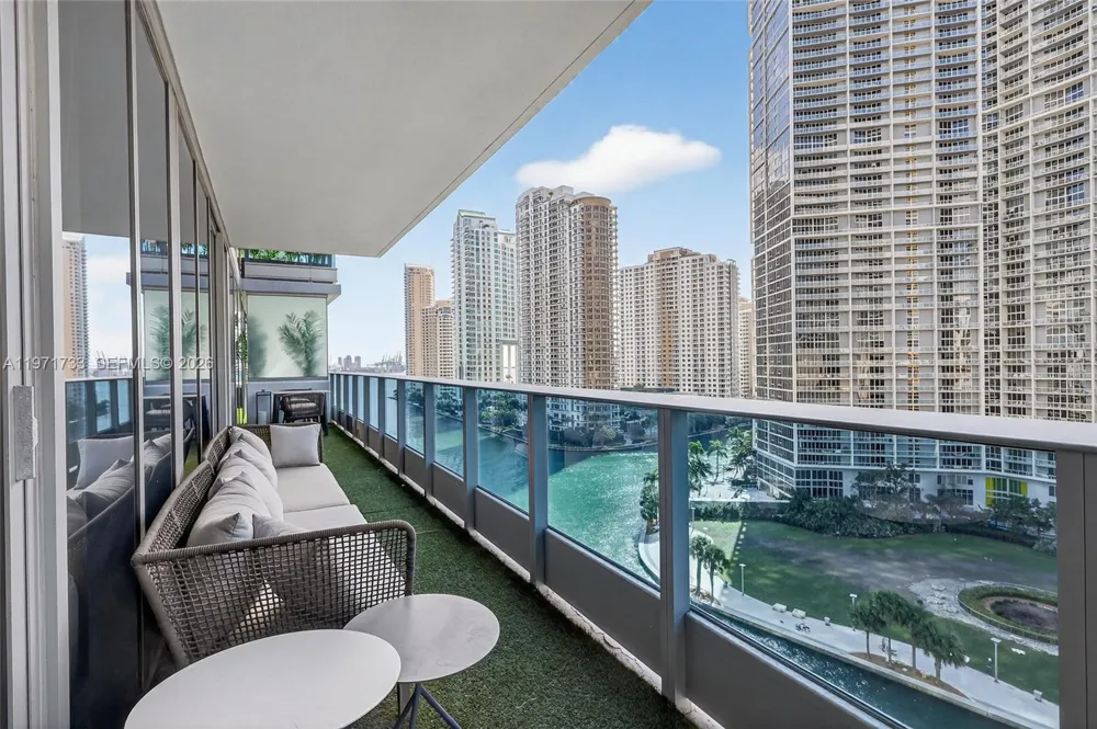 200 Biscayne Boulevard Way #1108 Miami, FL 33131
