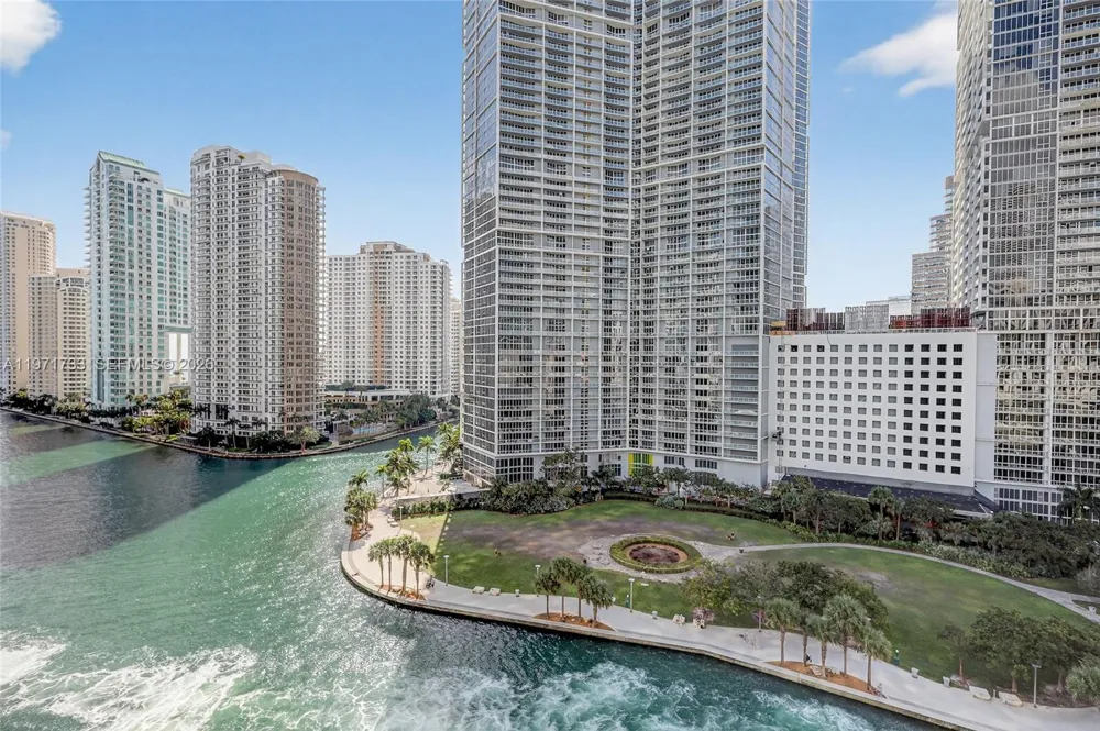200 Biscayne Boulevard Way #1108 Miami, FL 33131