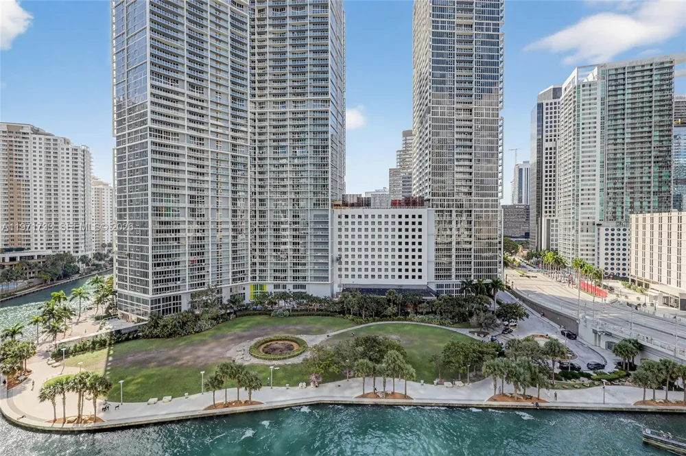 200 Biscayne Boulevard Way #1108 Miami, FL 33131