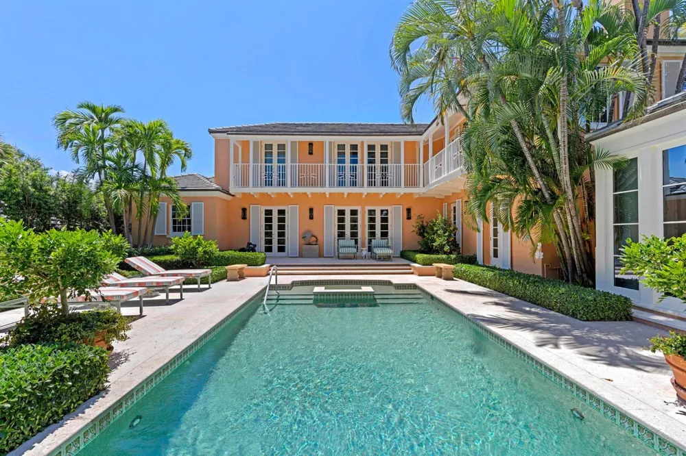 198 Via Marina Palm Beach, FL 33480