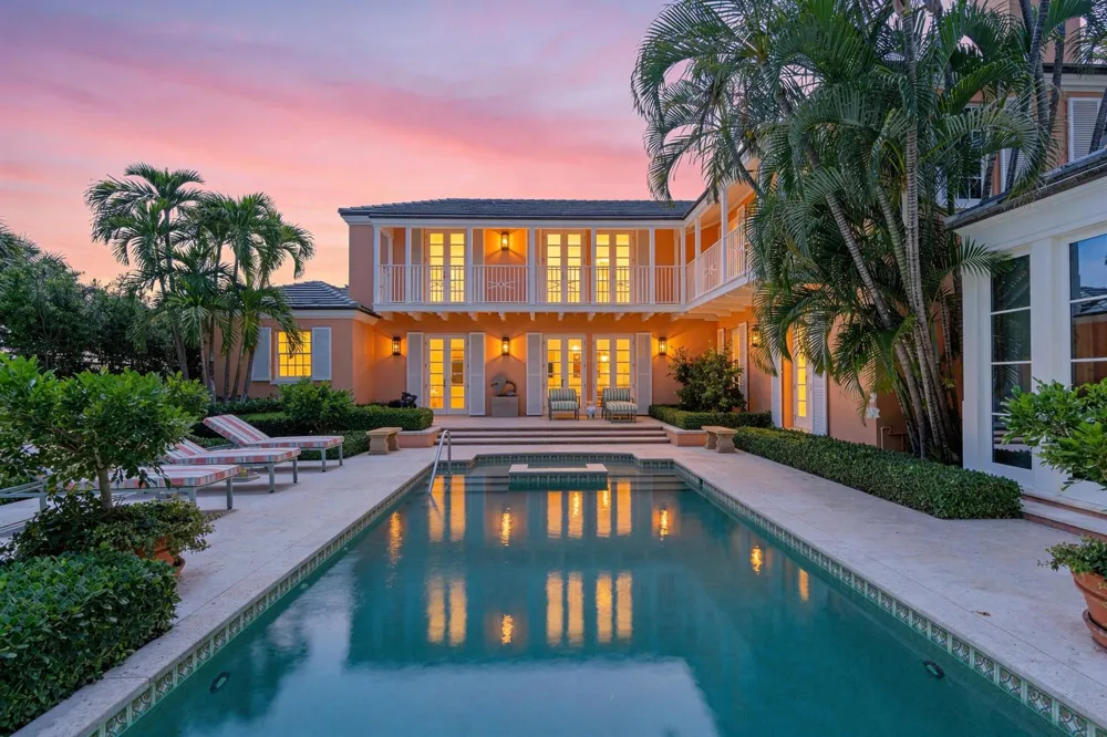 198 Via Marina Palm Beach, FL 33480