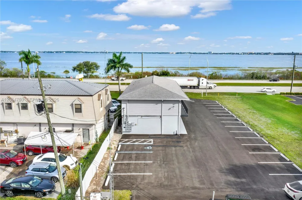 1241 US HWY 27 S Sebring, FL 33870