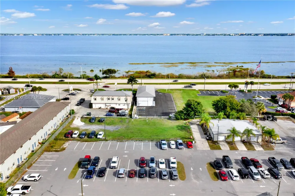 1241 US HWY 27 S Sebring, FL 33870
