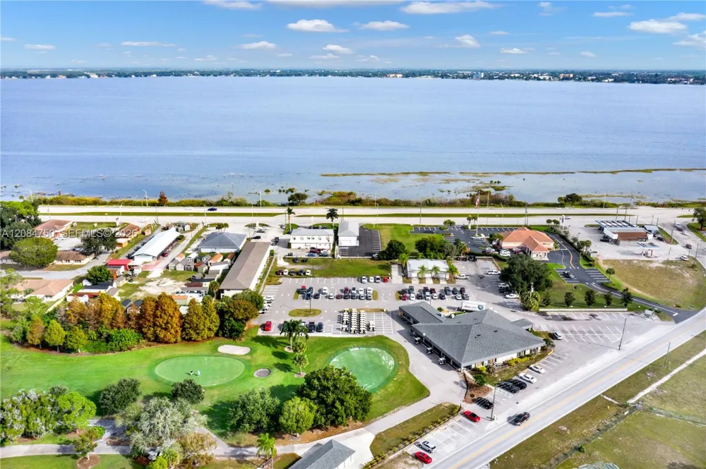 1241 US HWY 27 S Sebring, FL 33870