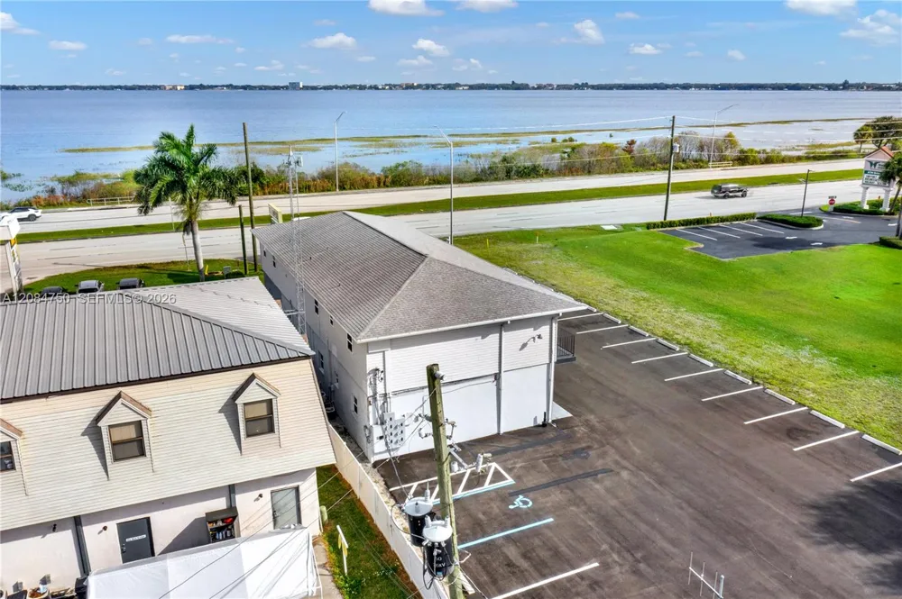 1241 US HWY 27 S Sebring, FL 33870