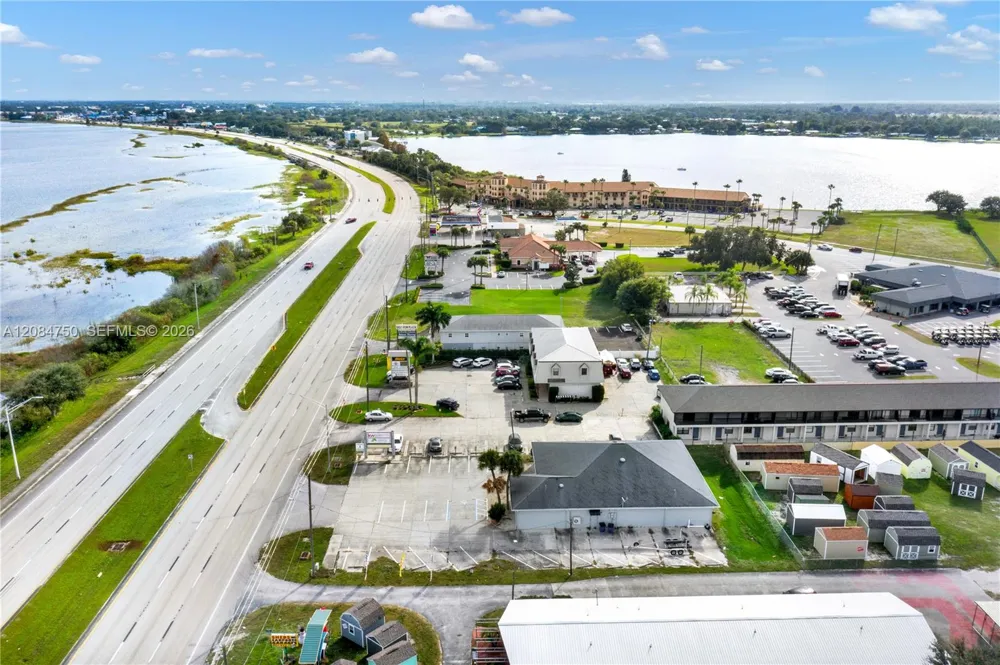 1241 US HWY 27 S Sebring, FL 33870