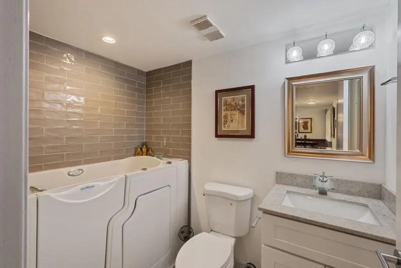 4955 E SABAL PALM BOULEVARD #107 Tamarac, FL 33319