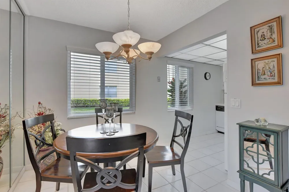 204 Burgundy E Delray Beach, FL 33484