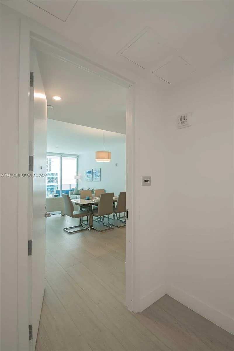 17550 Collins Ave #1403 Sunny Isles Beach, FL 33160
