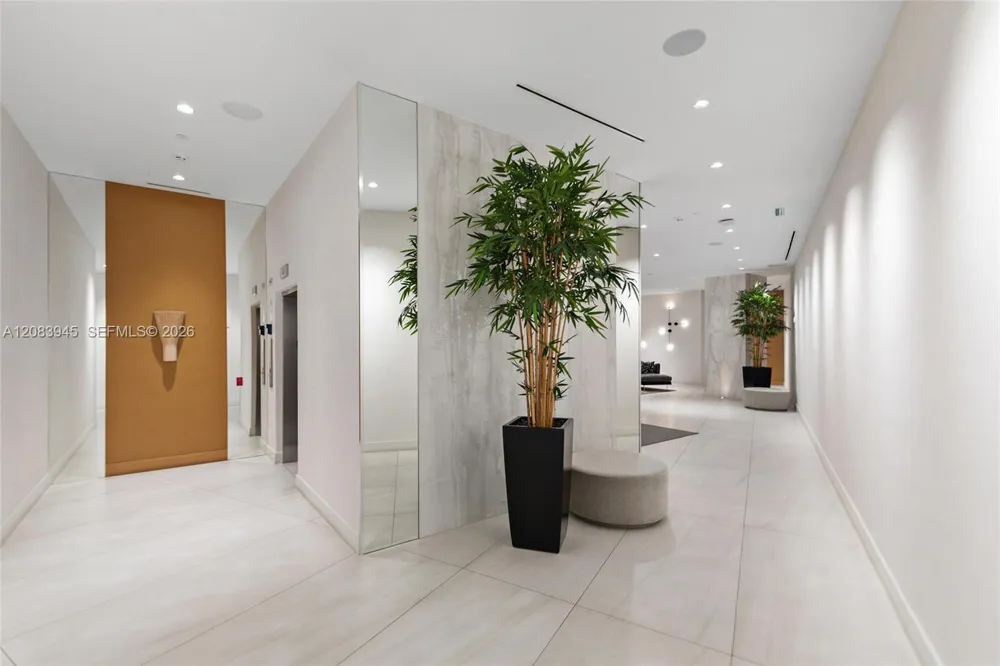 17550 Collins Ave #1403 Sunny Isles Beach, FL 33160