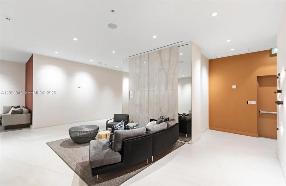 17550 Collins Ave #1403 Sunny Isles Beach, FL 33160