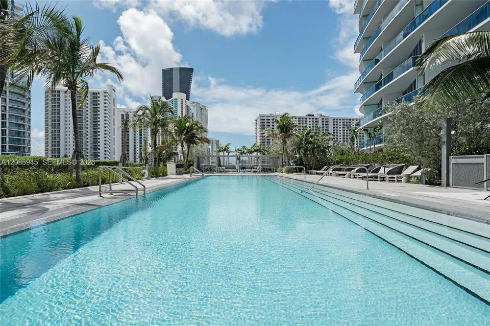 17550 Collins Ave #1403 Sunny Isles Beach, FL 33160