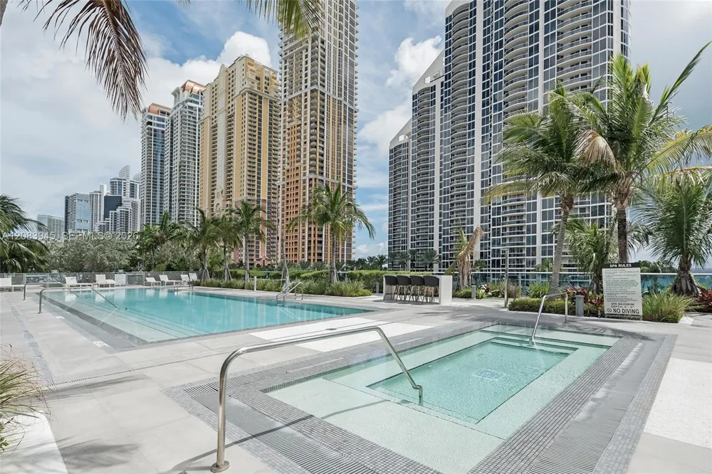 17550 Collins Ave #1403 Sunny Isles Beach, FL 33160