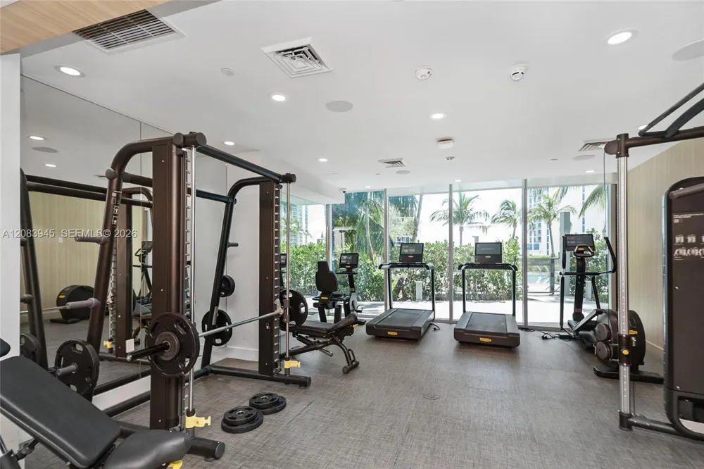 17550 Collins Ave #1403 Sunny Isles Beach, FL 33160