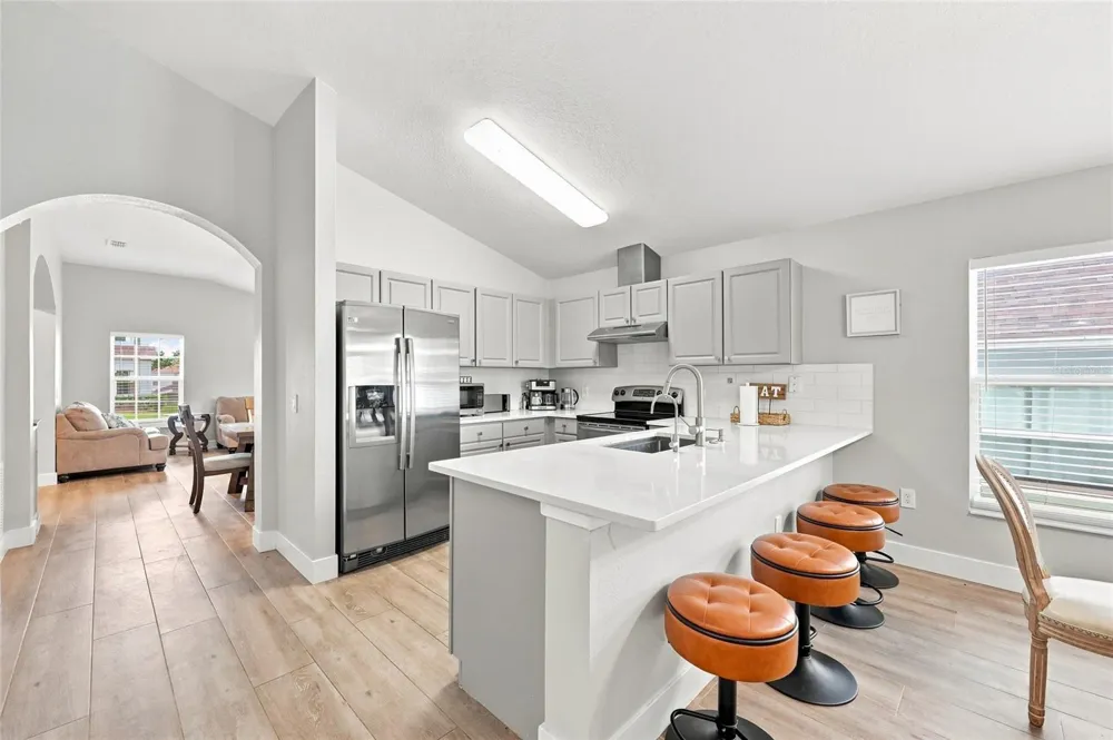 639 KENSINGTON DRIVE Davenport, FL 33897