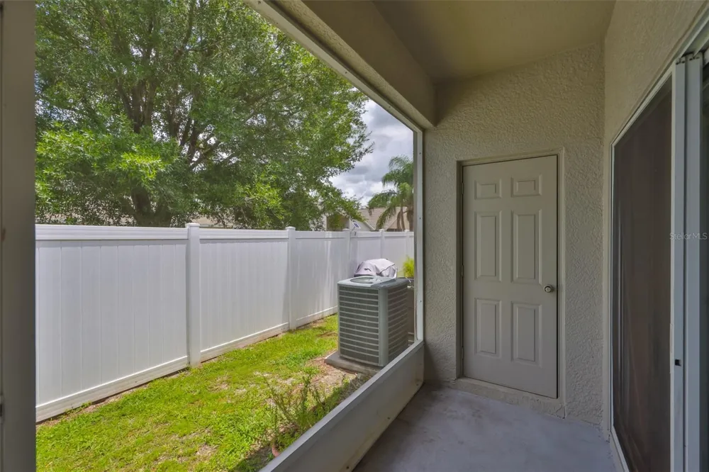 12950 KINGS CROSSING DRIVE Gibsonton, FL 33534