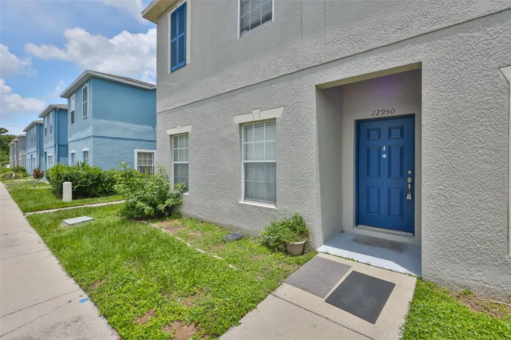 12950 KINGS CROSSING DRIVE Gibsonton, FL 33534
