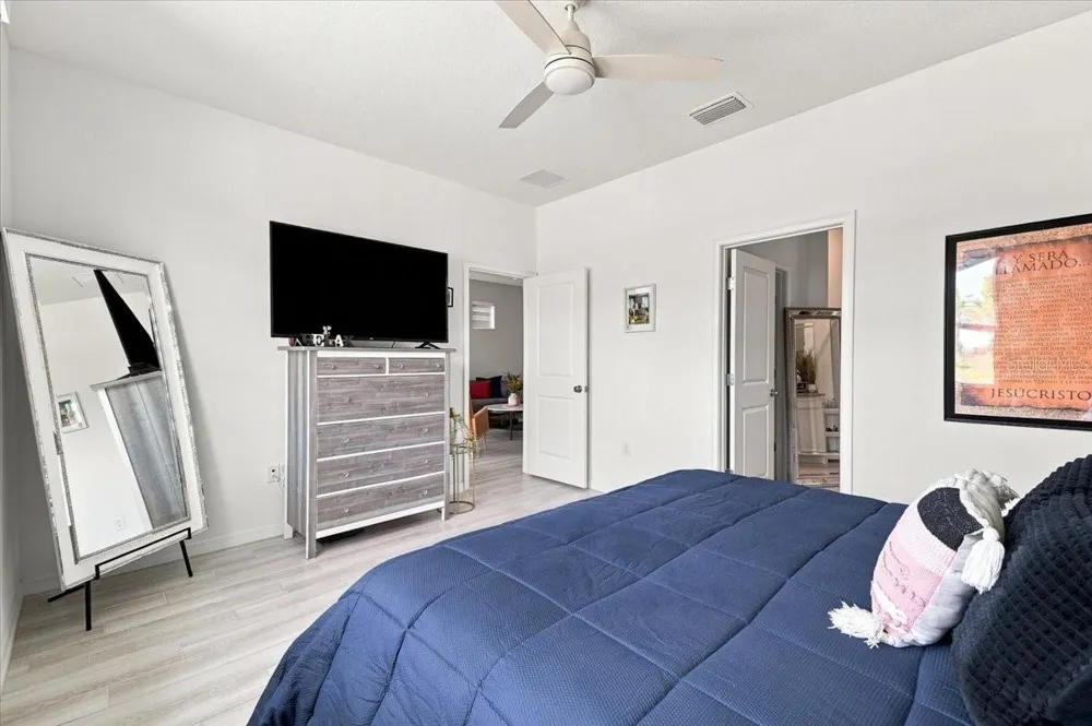6561 GREAT BEAR DRIVE Lakeland, FL 33805