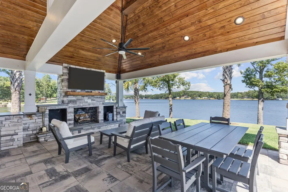 109 Sinclair LN Eatonton, GA 31024