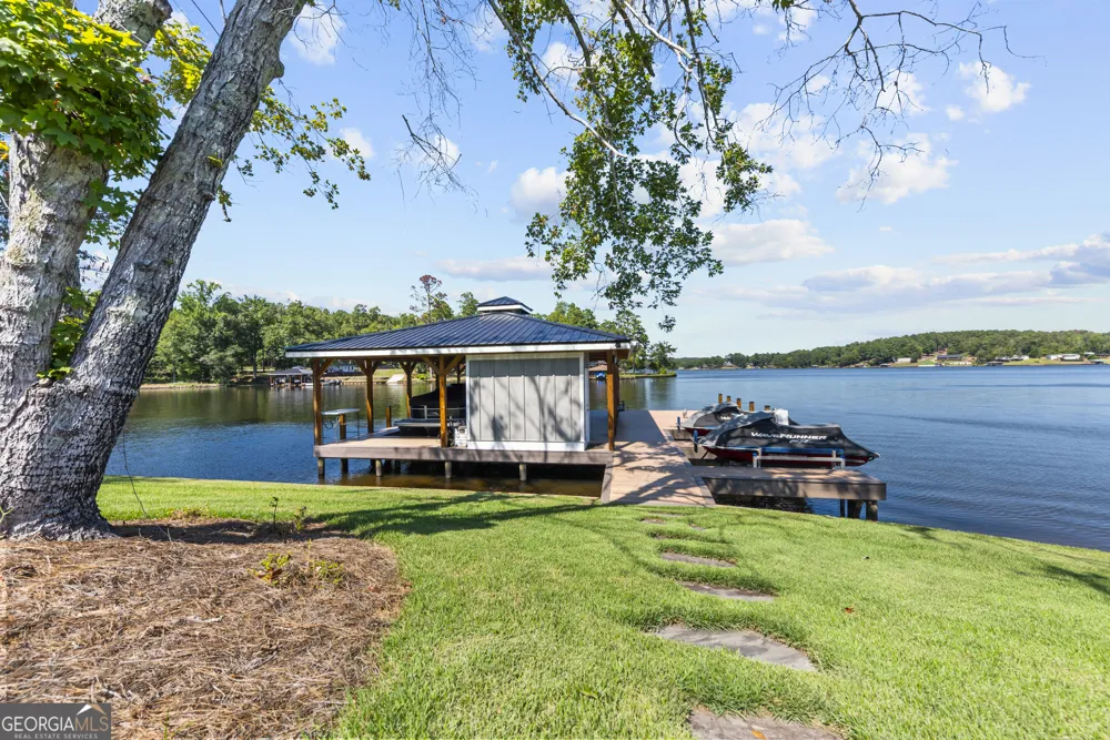 109 Sinclair LN Eatonton, GA 31024