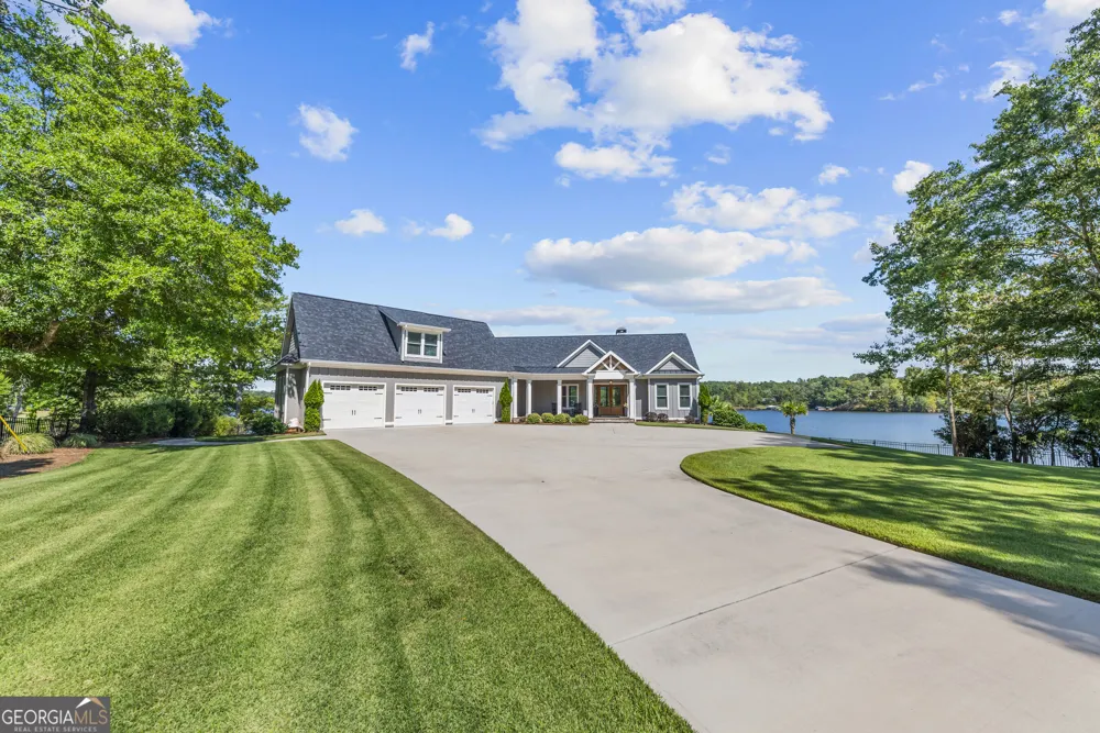 109 Sinclair LN Eatonton, GA 31024