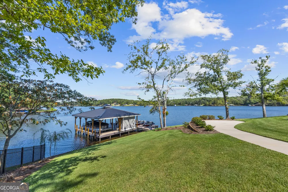 109 Sinclair LN Eatonton, GA 31024