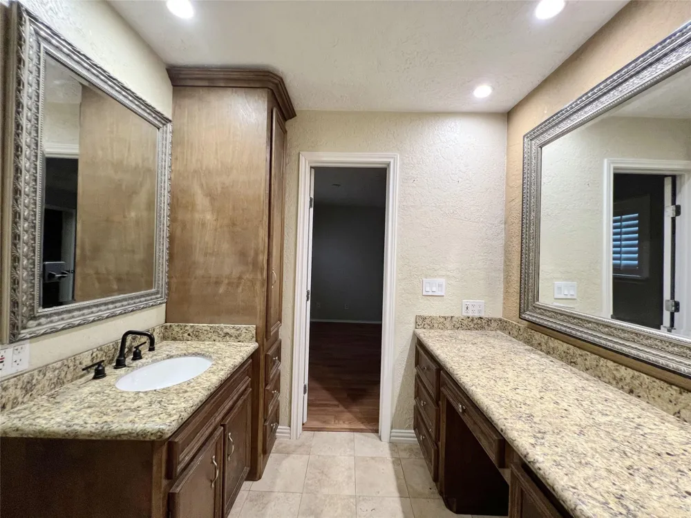 706 Leicester Lane Hockley, TX 77034