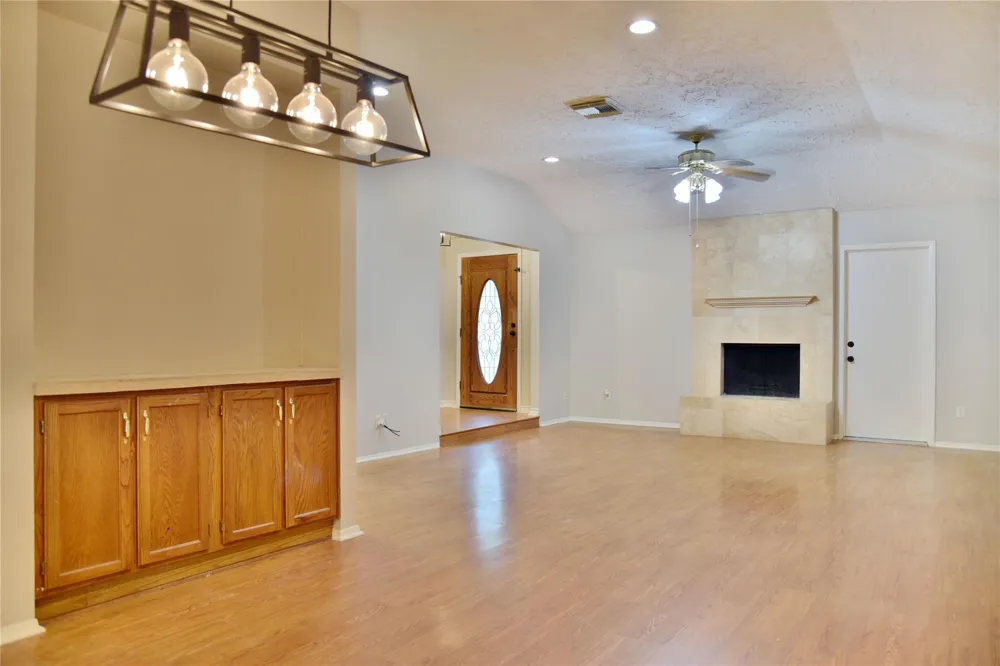 706 Leicester Lane Hockley, TX 77034