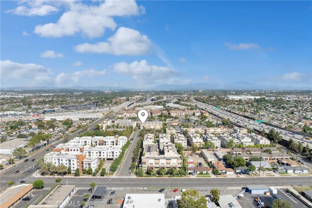 8061 Ackerman Buena Park, CA 90621