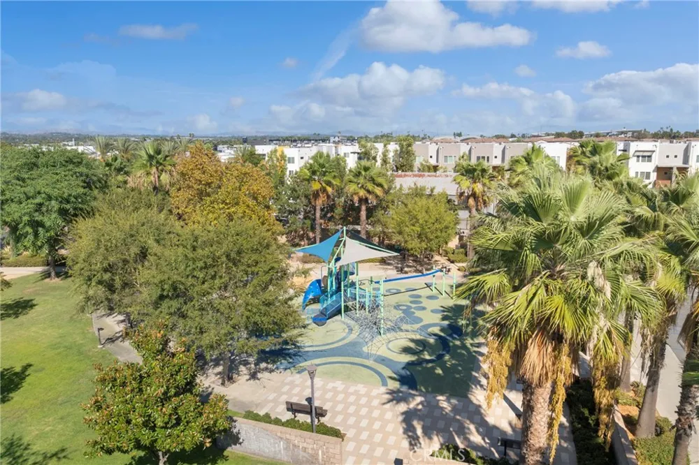8061 Ackerman Buena Park, CA 90621